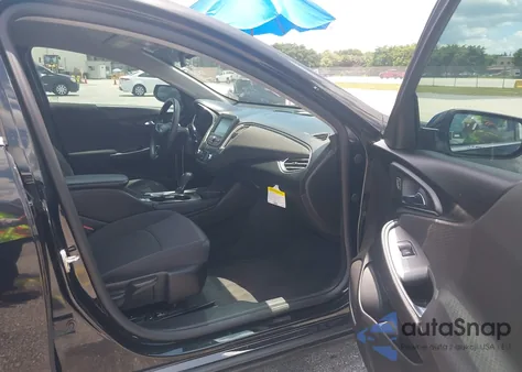 2018 Chevrolet Malibu Lt z USA, uszkodzony, nr VIN 1G1ZD5STXJF106060